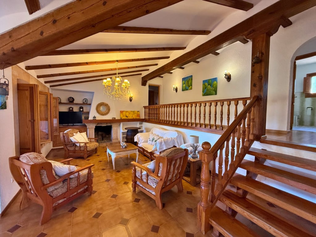 DHJV329 - Verkoop. Villa in Javea