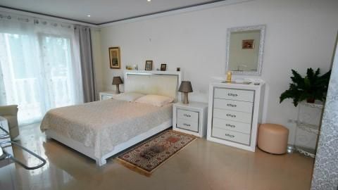 Property #RH20584 - 14