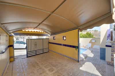 Villa te koop met onderbouw - 2