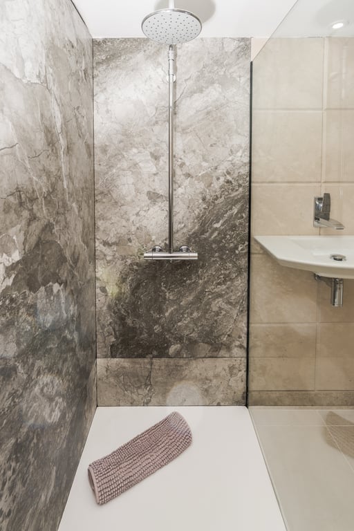 Property #RH21356 - 31