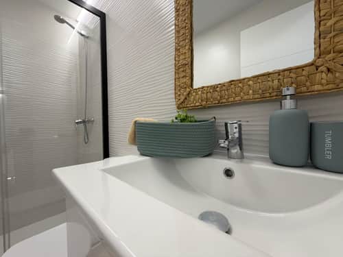 Gerenoveerd eerstelijns appartement met zeezicht in Torrevieja — foto 15