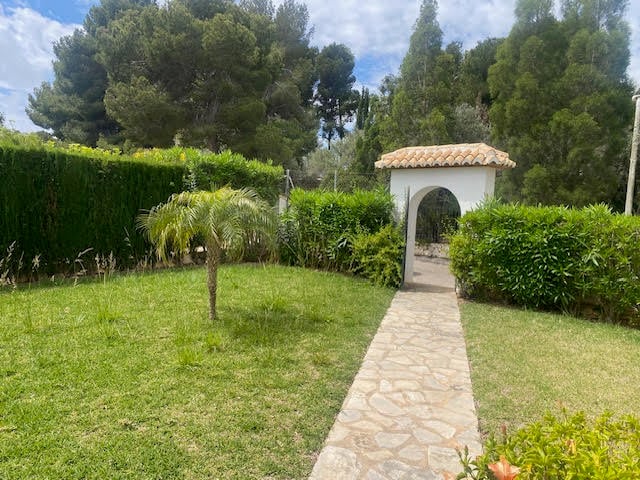 3-bed Villa in Jávea photo 4