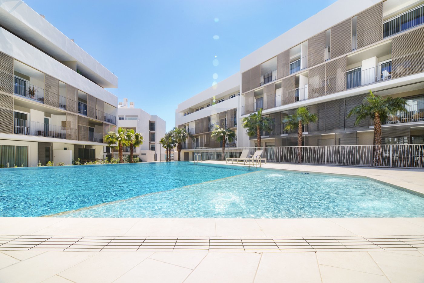 A stylish south-facing, close to the Sea Apartment in UNIC; Jávea