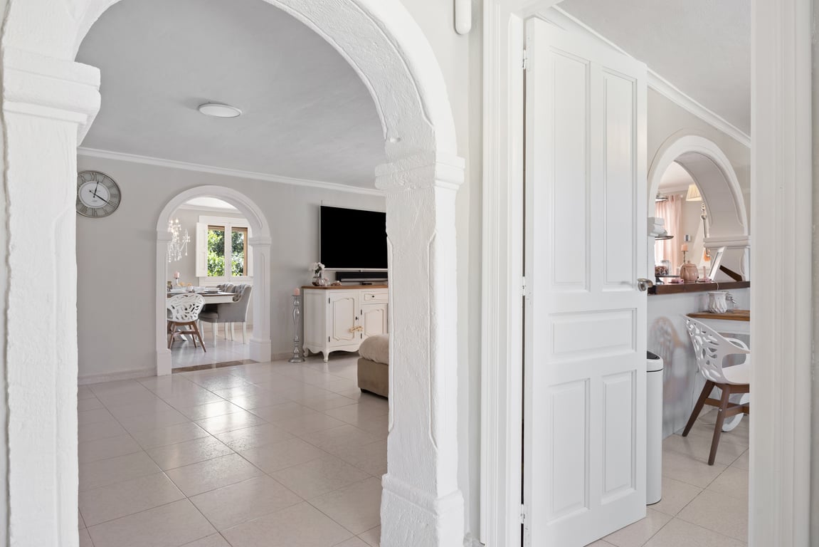 Property #RH21348 - 10