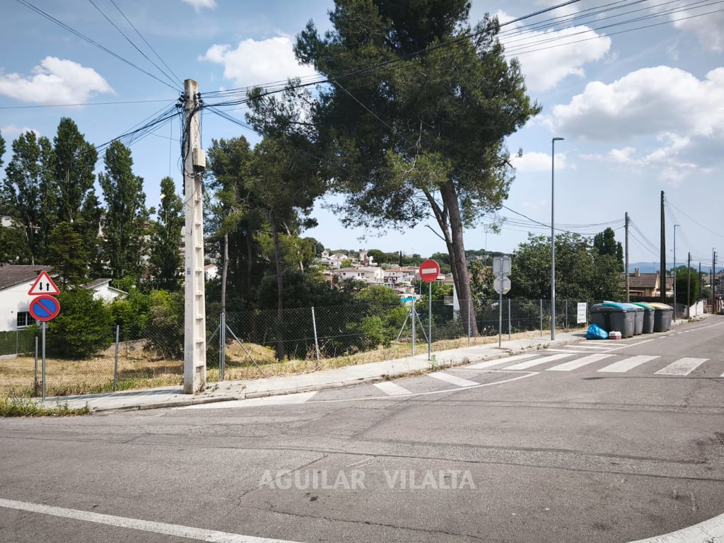 TERRENOS EN VENTA - 23
