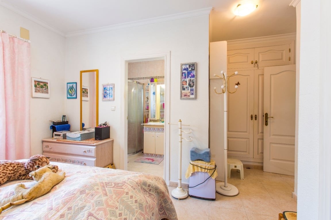 Villa tranquila con vistas a la montaña en venta en Calpe - 21