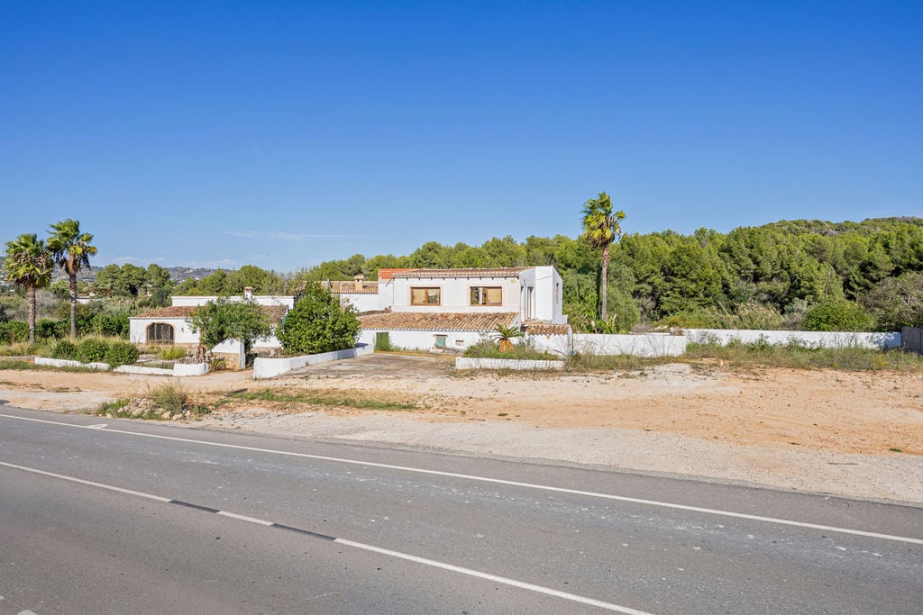 DHJ808A - For Sale. Commercial in Javea