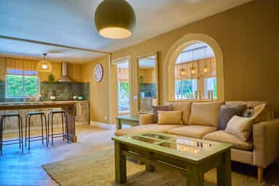 Property R4681168