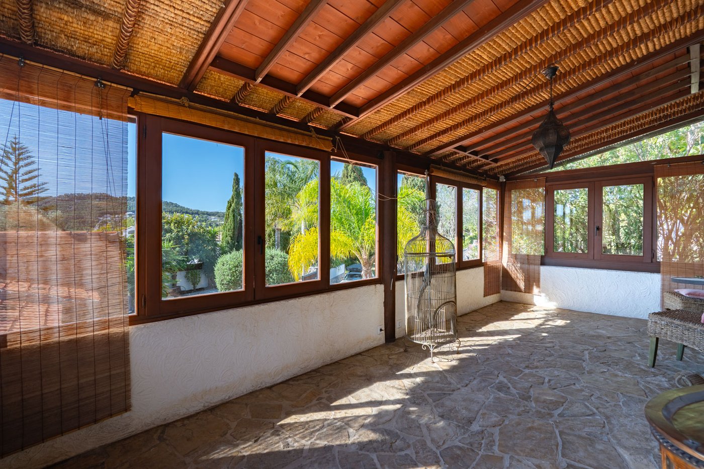 Charming rustic villa with guest house and pool in Jávea