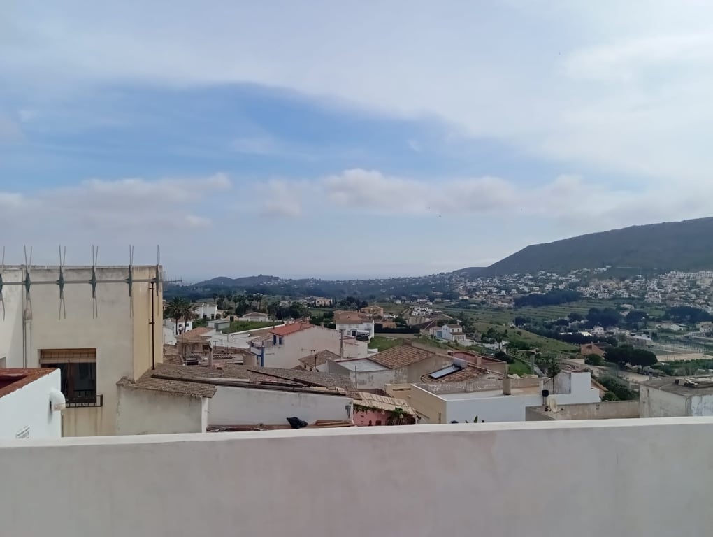 Se vende Casa de pueblo semi reformada - 8