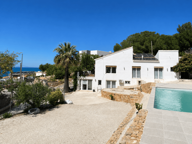 Villa en venta en Denia