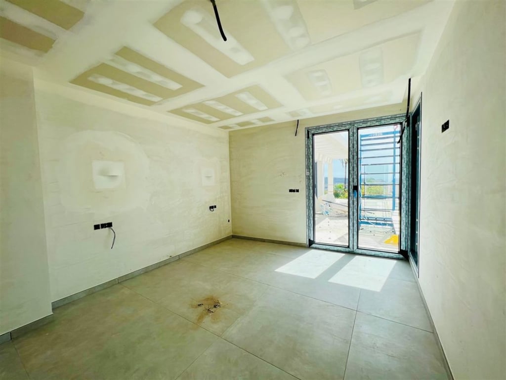 Property #RH20909 - 10