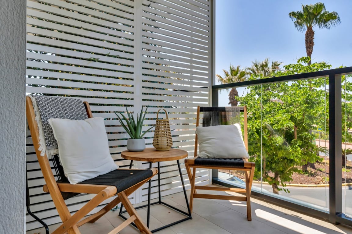 Moderno y elegante apartamento orientado al Sur con piscina, en Jávea - 9