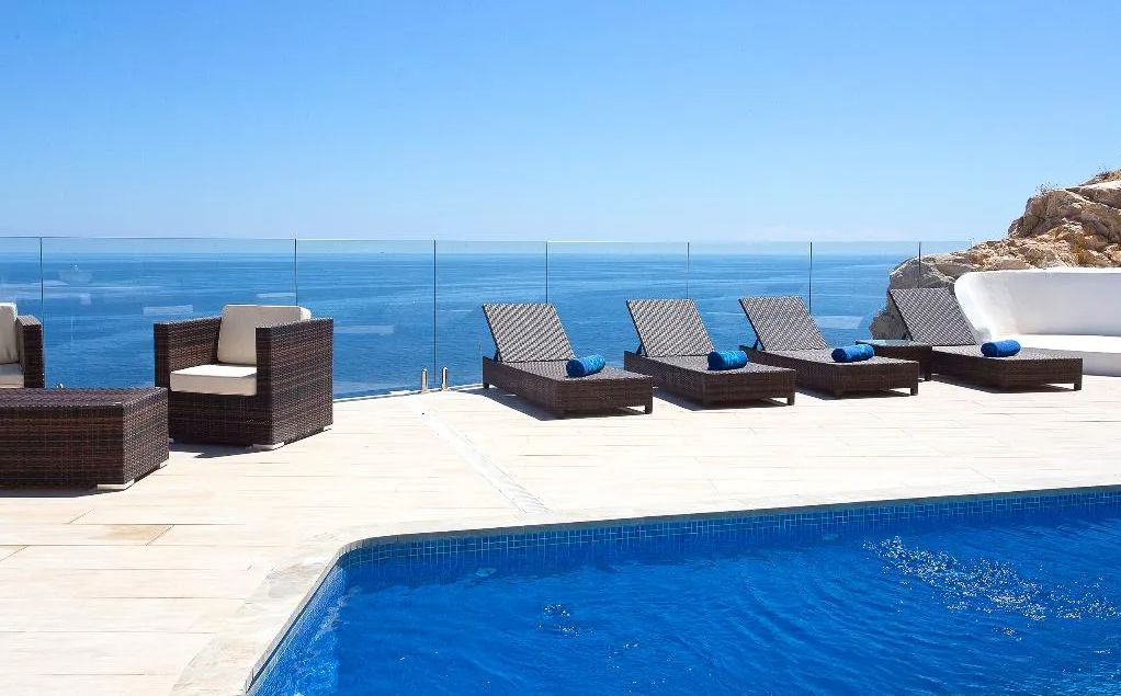 Lujosa Villa moderna en primera línea con impresionantes vistas al mar - 6