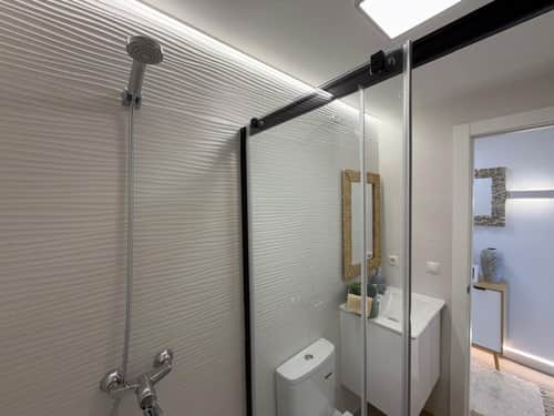 Gerenoveerd eerstelijns appartement met zeezicht in Torrevieja — foto 16