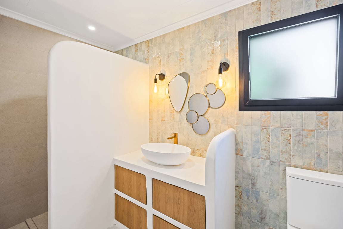 4-bed Villa in Oliva photo 24