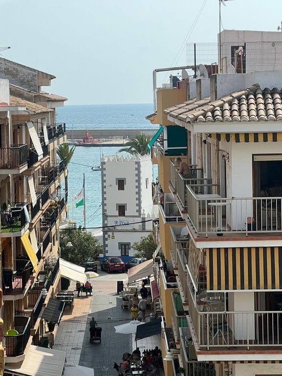 Pis amb vista al mar a Port de Jávea – Oportunitat d'inversió amb ascensor futur Preu: 269.000 € - 8