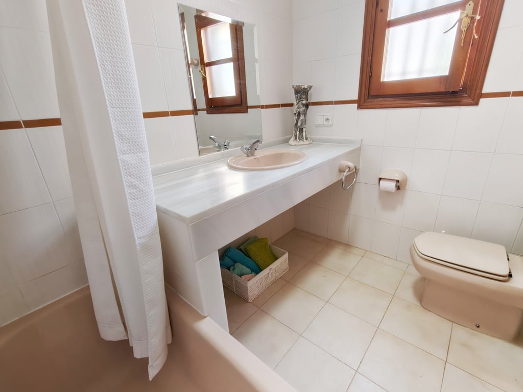 Property #RH21127 - 11