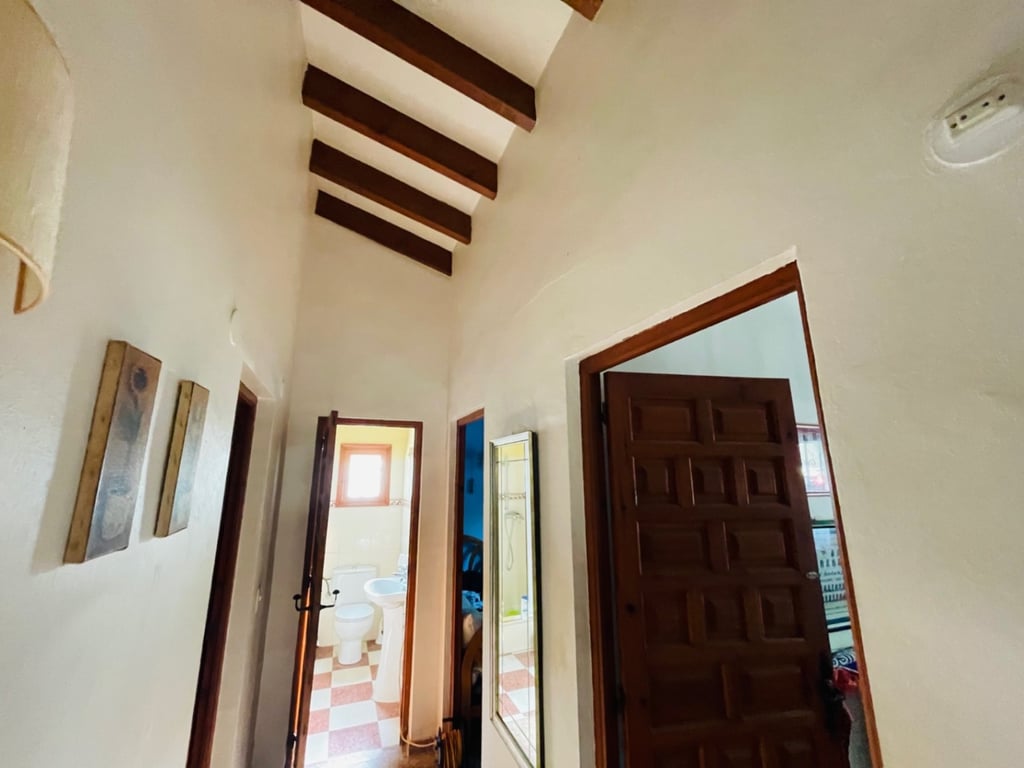 Denia. Chalet en buena área para reformar en venta - 19