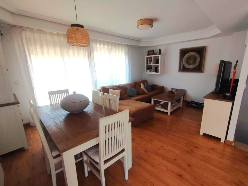 Property #RH20385 - 20