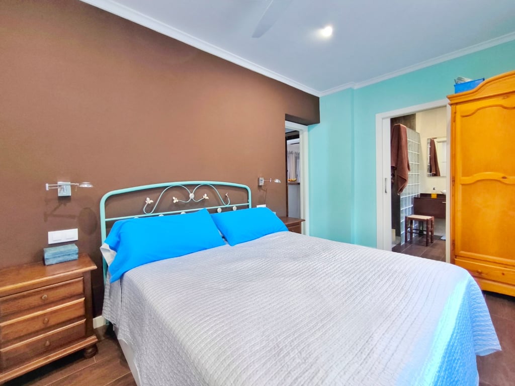 Chalet con dos apartamentos de invitados en el Montgó - 9