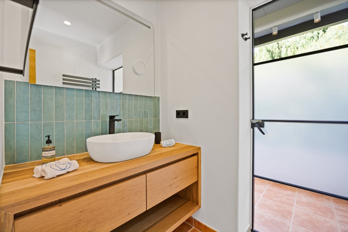 Villa reformada en la zona del montgo con casa independiente para invitados - 28