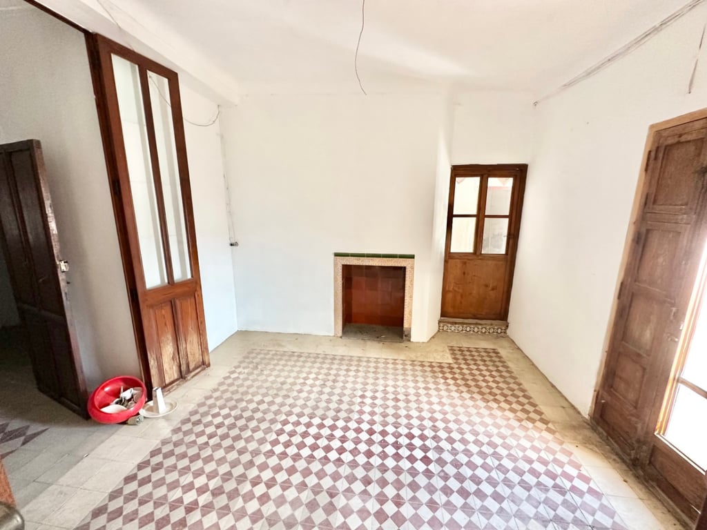 Casa de poble amb més de 100 anys d'història al nucli antic de Pego - 35