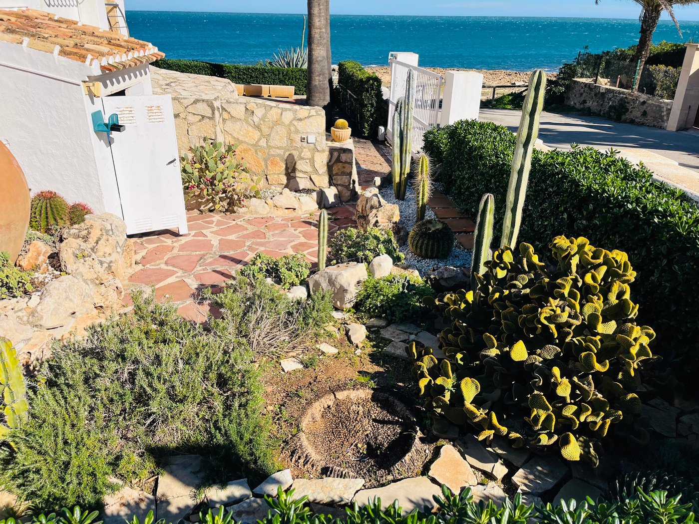Villa de lujo frente al mar en Jávea — 6 hab · 5 baños · 2.100.000 €