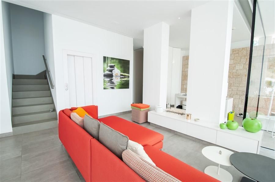 Property #RH20589 - 11