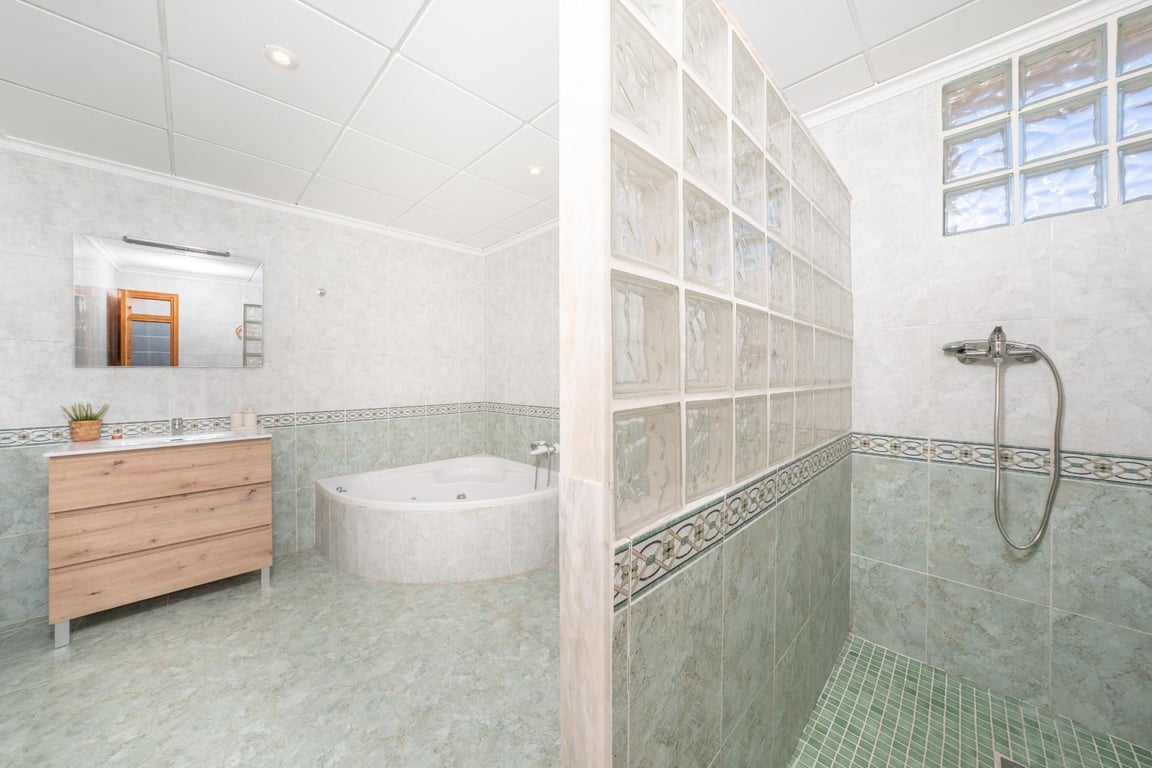 5-bed Finca in Planes photo 12