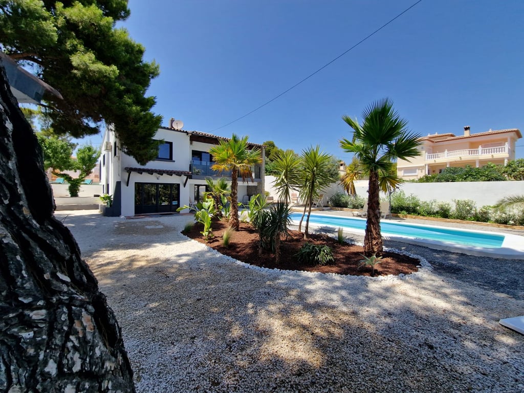 5-bed Villa in Calpe / Calp