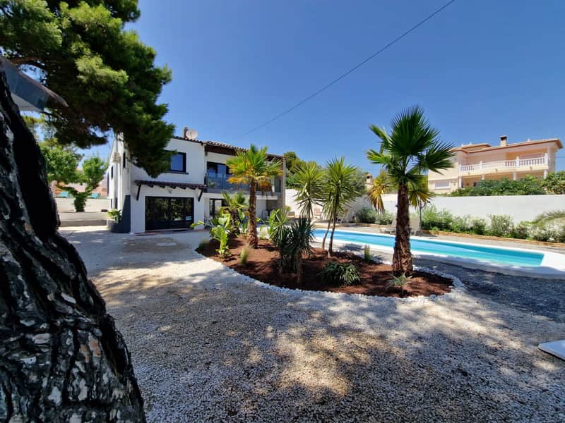 Volledig gerenoveerde villa met privézwembad in Calpe