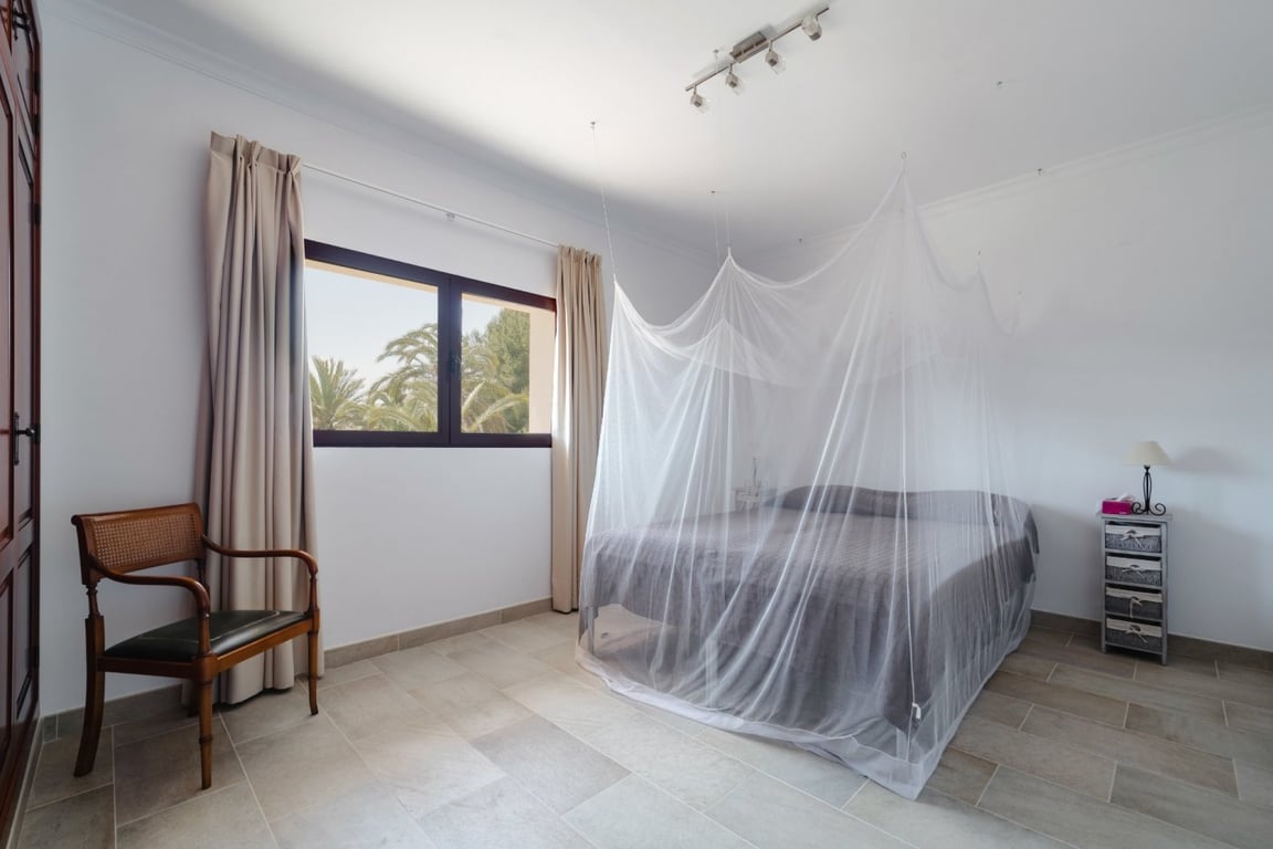 Gran Villa con casa de invitados en Jávea y parcela 5.835m2 - 31