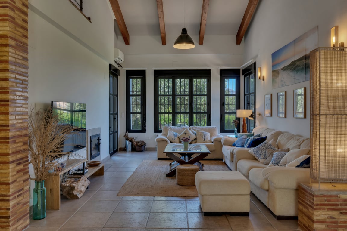 Impresionante Villa a la venta en Jávea, con piscina interior y exterior - 3