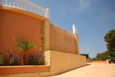 Property R4680211