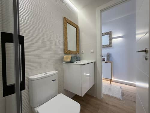 Gerenoveerd eerstelijns appartement met zeezicht in Torrevieja — foto 17