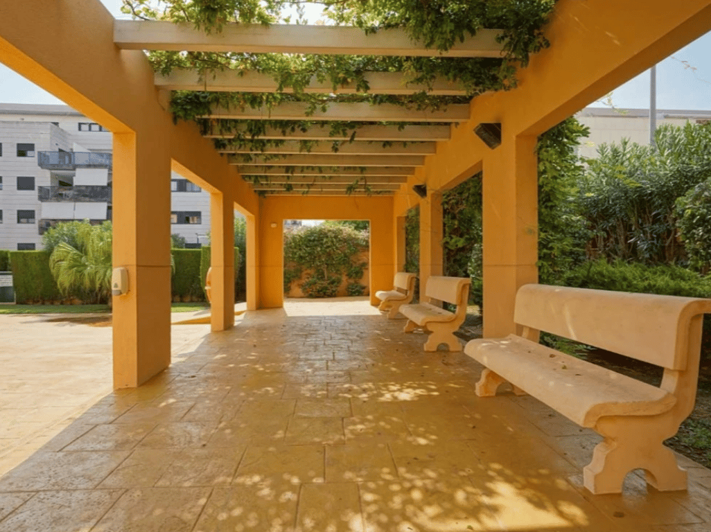 Property #RH21140 - 21