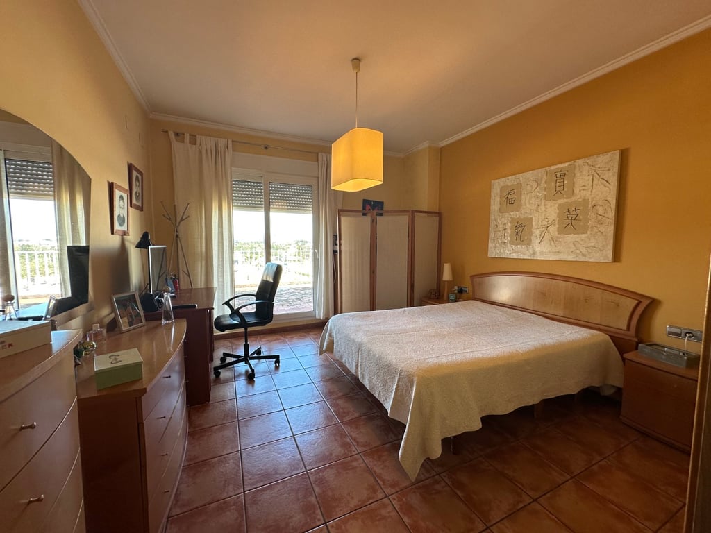 Ático en Venta en Dénia con Vistas Panorámicas - 10