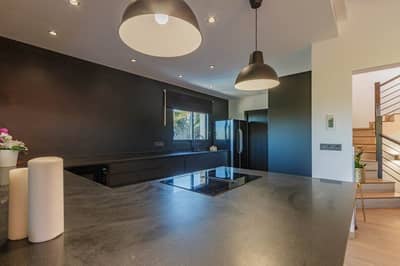 Property R4266382 - Image 4