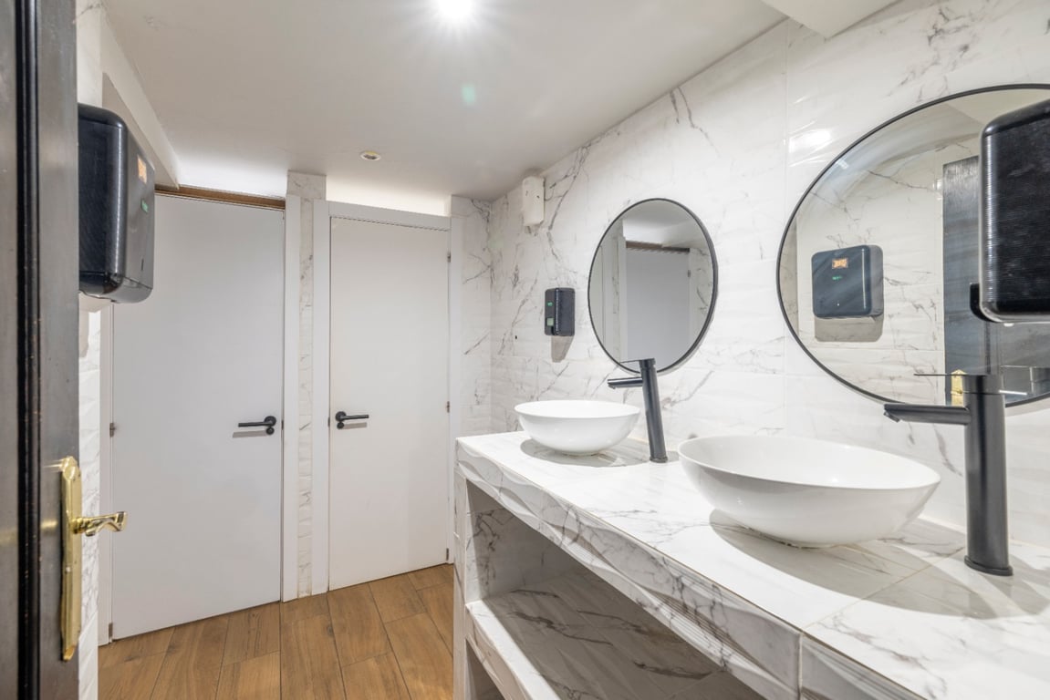 Traspaso de Pub con perfecta ubicación el Arenal de Jávea - 42