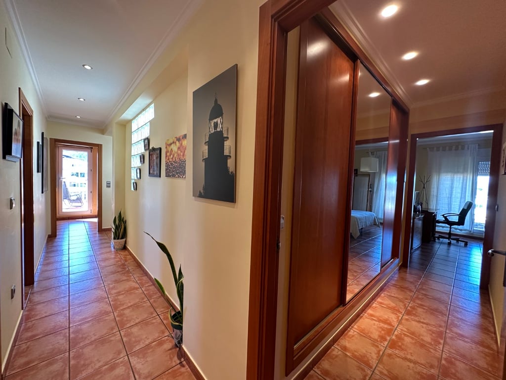 Ático en Venta en Dénia con Vistas Panorámicas - 9