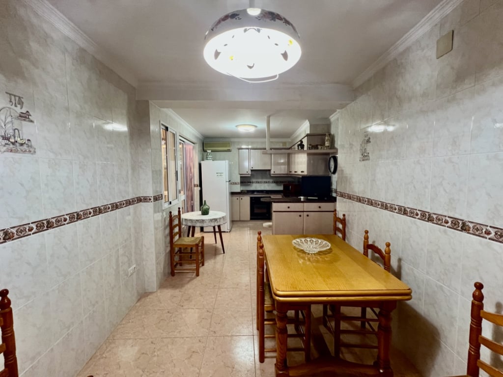 Amplio piso de 3 habitaciones en Pedreguer - 14