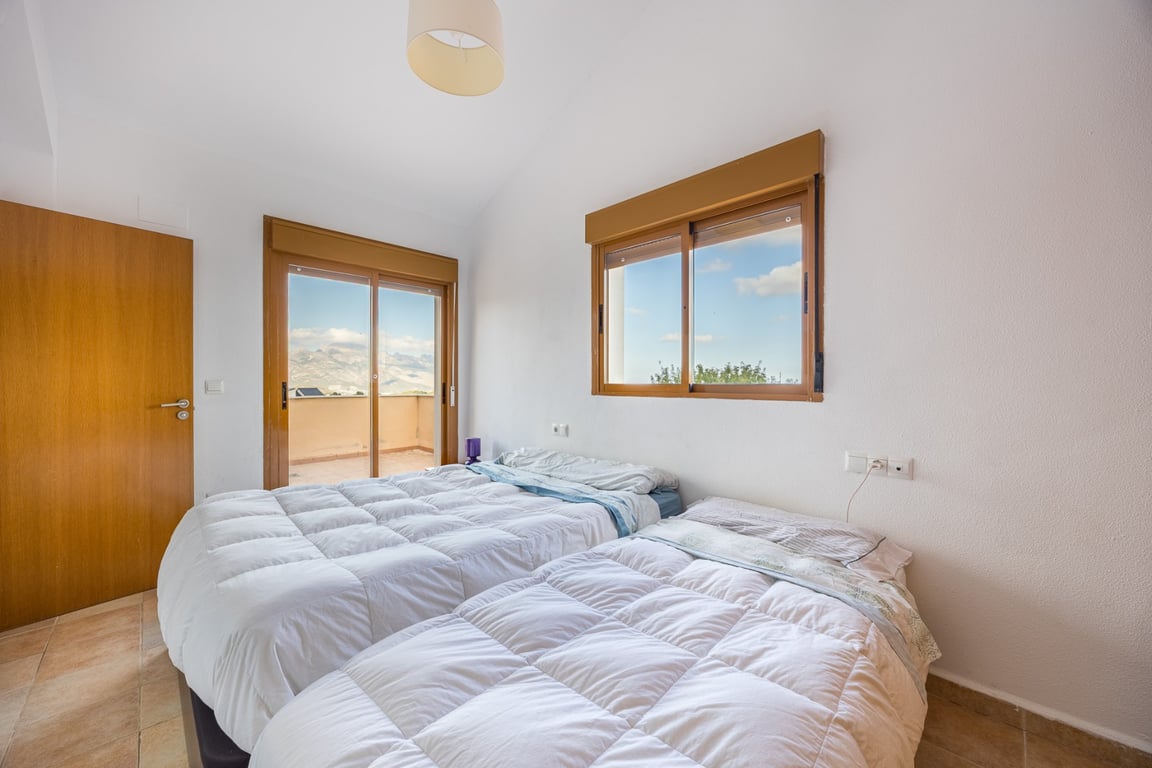 Property #RH20438 - 17