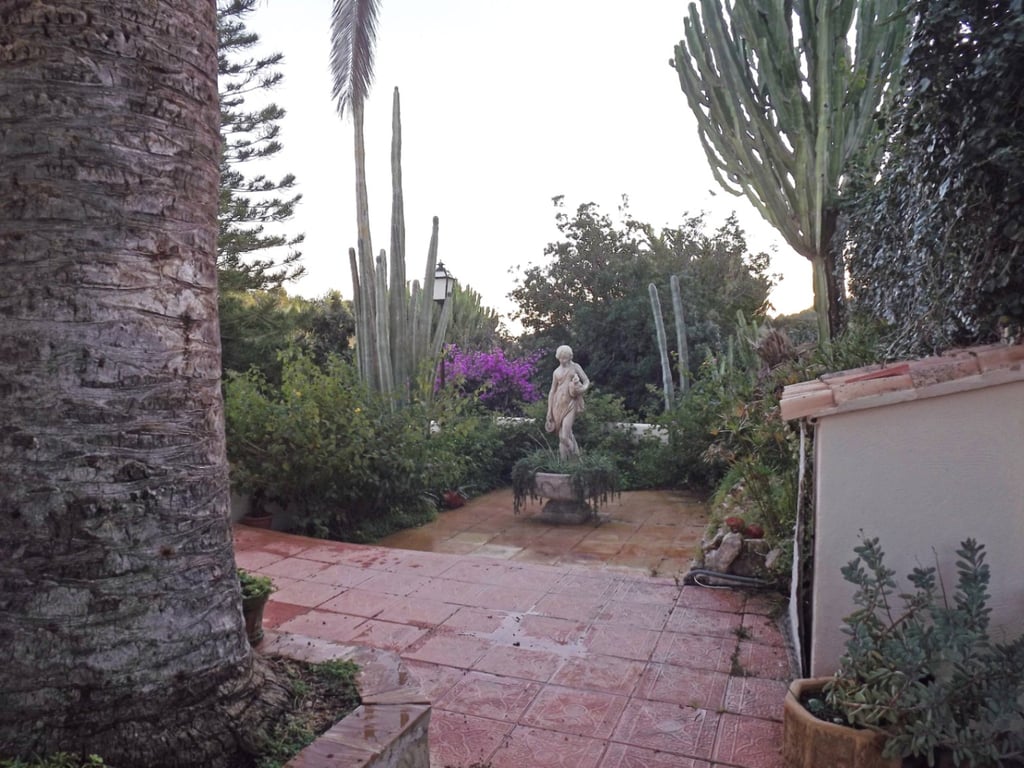 Villa a la Venta en Benissa, gran parcela de 4.685m2 - 25