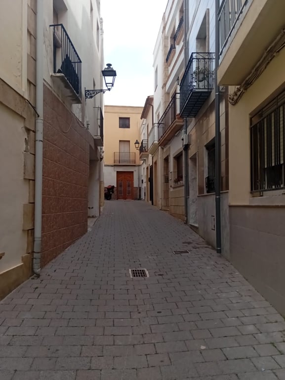 Se vende Casa de pueblo semi reformada - 2