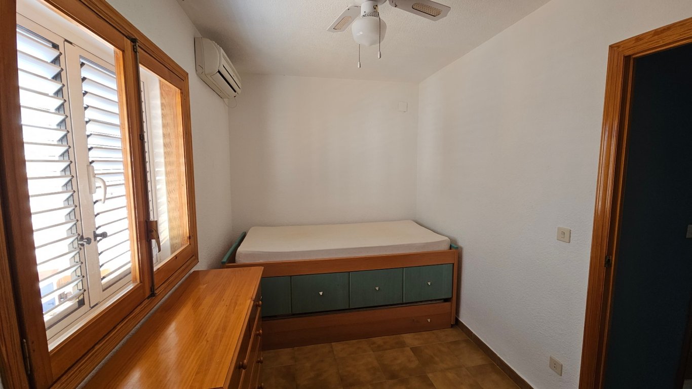 Casa aparellada a prop de la Platja de Santa Ana - Deveses - 13