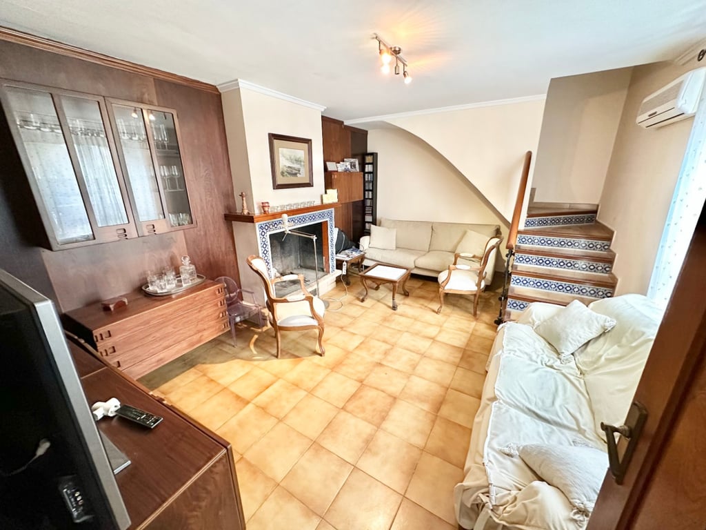 Encantadora casa de pueblo con gran patio interior en el centro de Pego. - 14