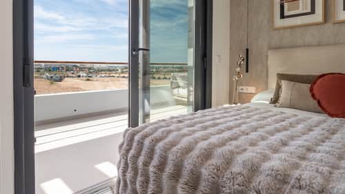 Gelijkvloerse nieuwbouwbungalow met 3 slaapkamers in Torrevieja — foto 41