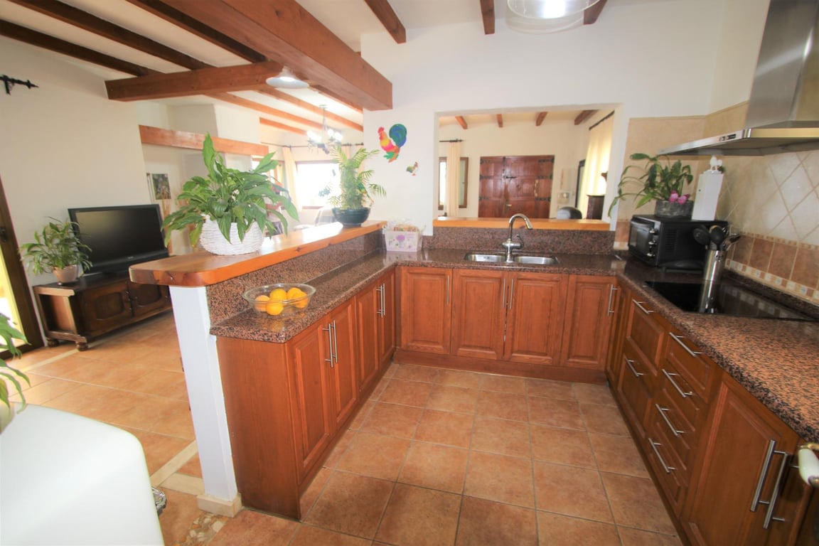 Property #RH20593 - 28