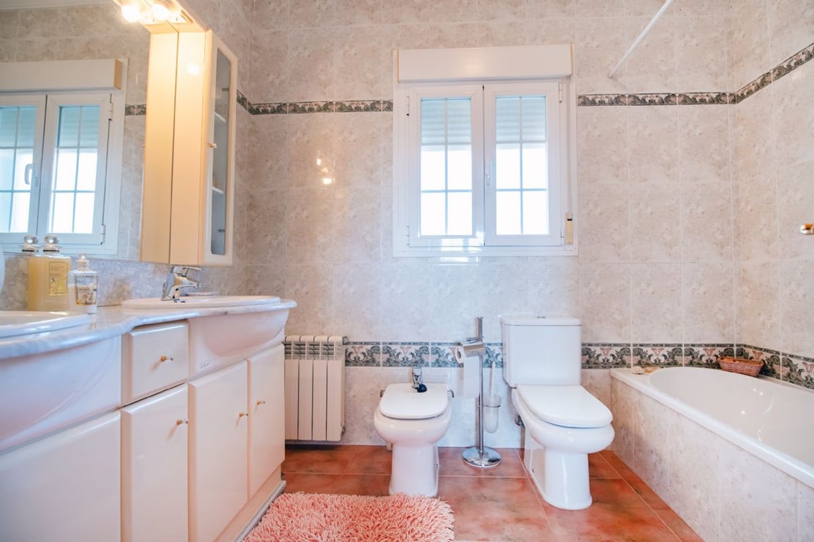 Property #RH20908 - 23